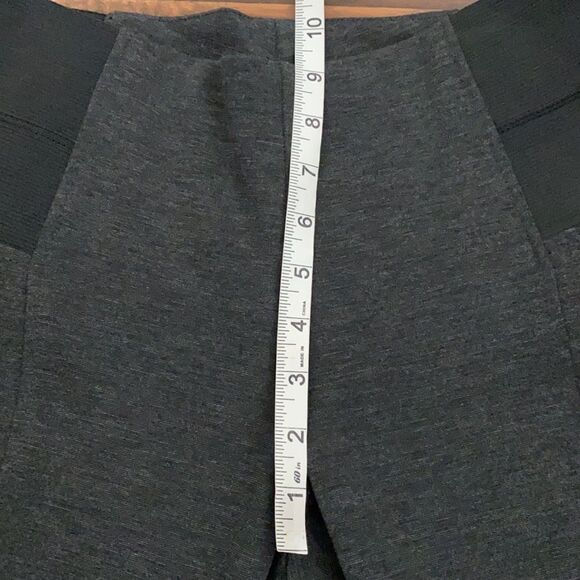 Kut From The Kloth Gray With Black Leggings - Picture 10 of 13